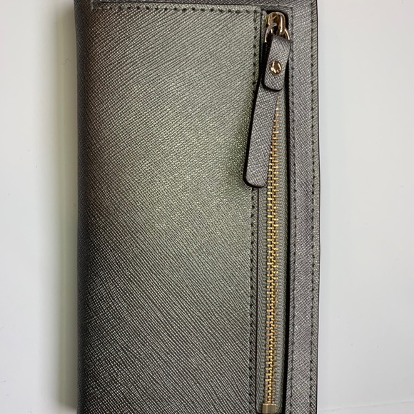 Kate Spade wallet - Picture 2 of 7